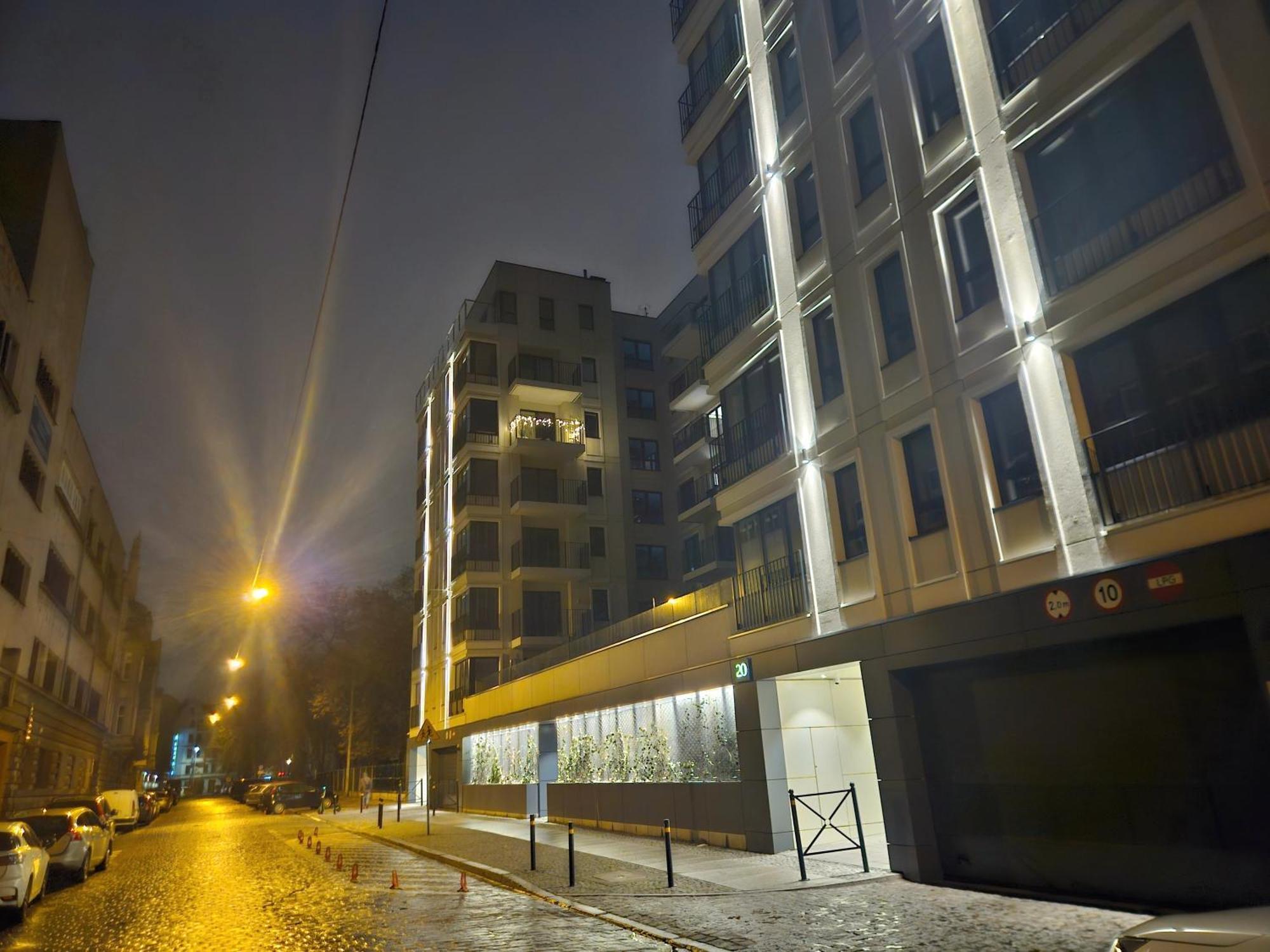 Harry'S Apartment/Centrum/Parking วรอตซวาฟ ภายนอก รูปภาพ